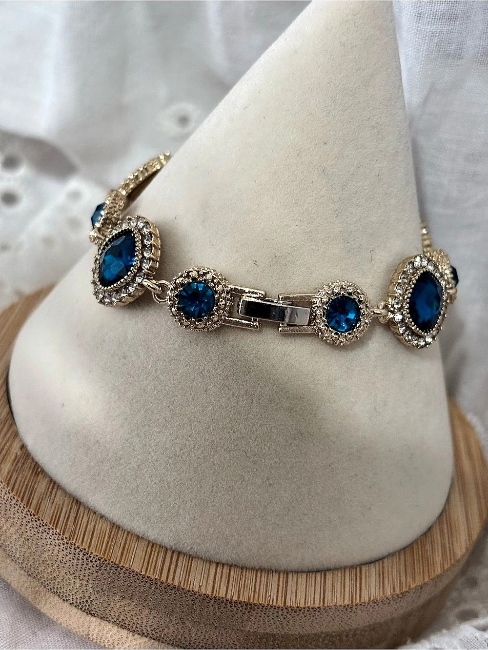 Blue Rhinestone Link Bracelet - Picture 4 of 4